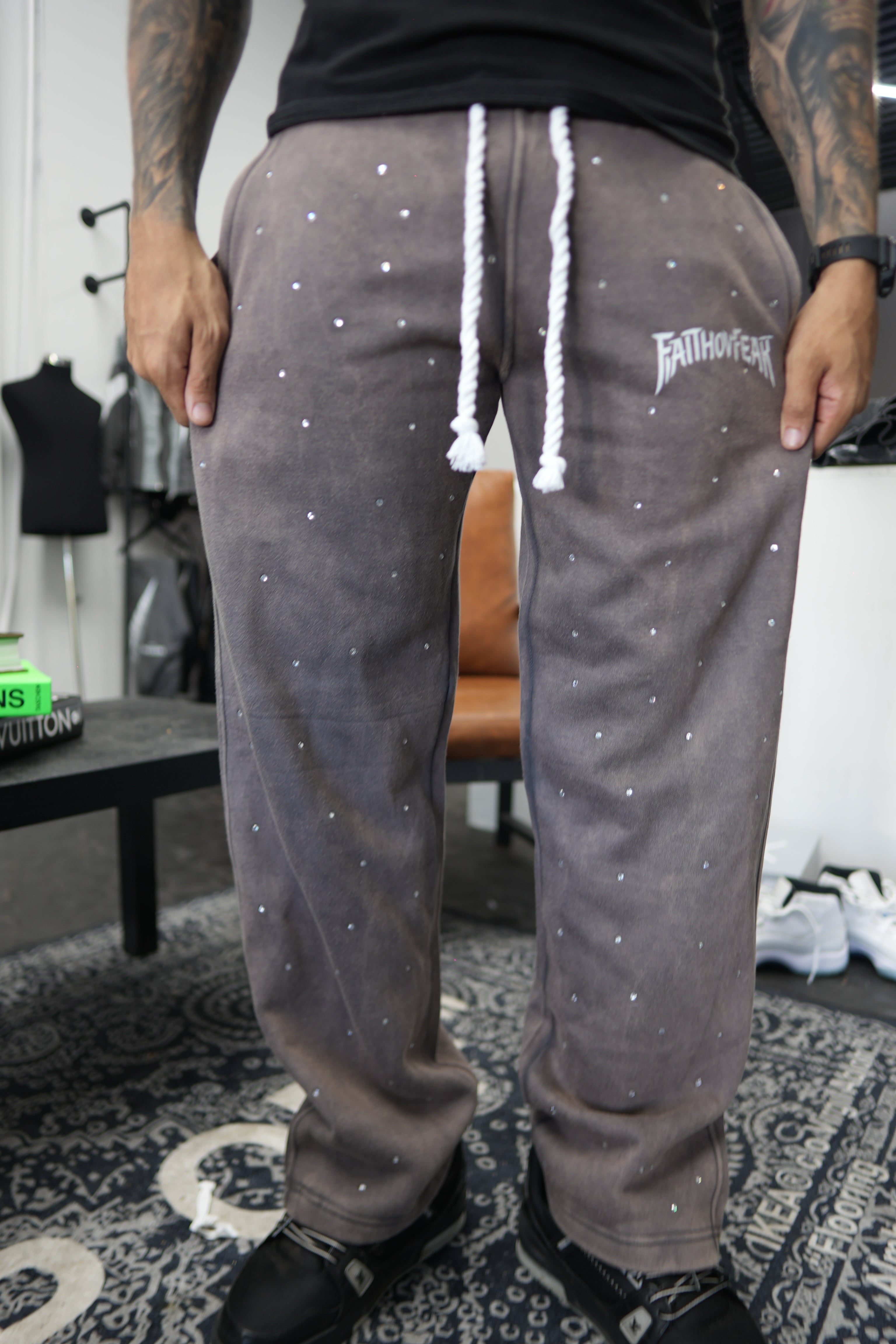 -FOF WALK IN FAITH UNI-SEX SWEATS ACID WASH GRAY