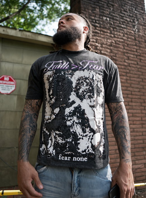 **FAITH>FEAR TEE